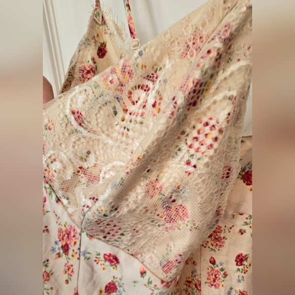 Guess Floral Slip Dress - Picture 5 of 11